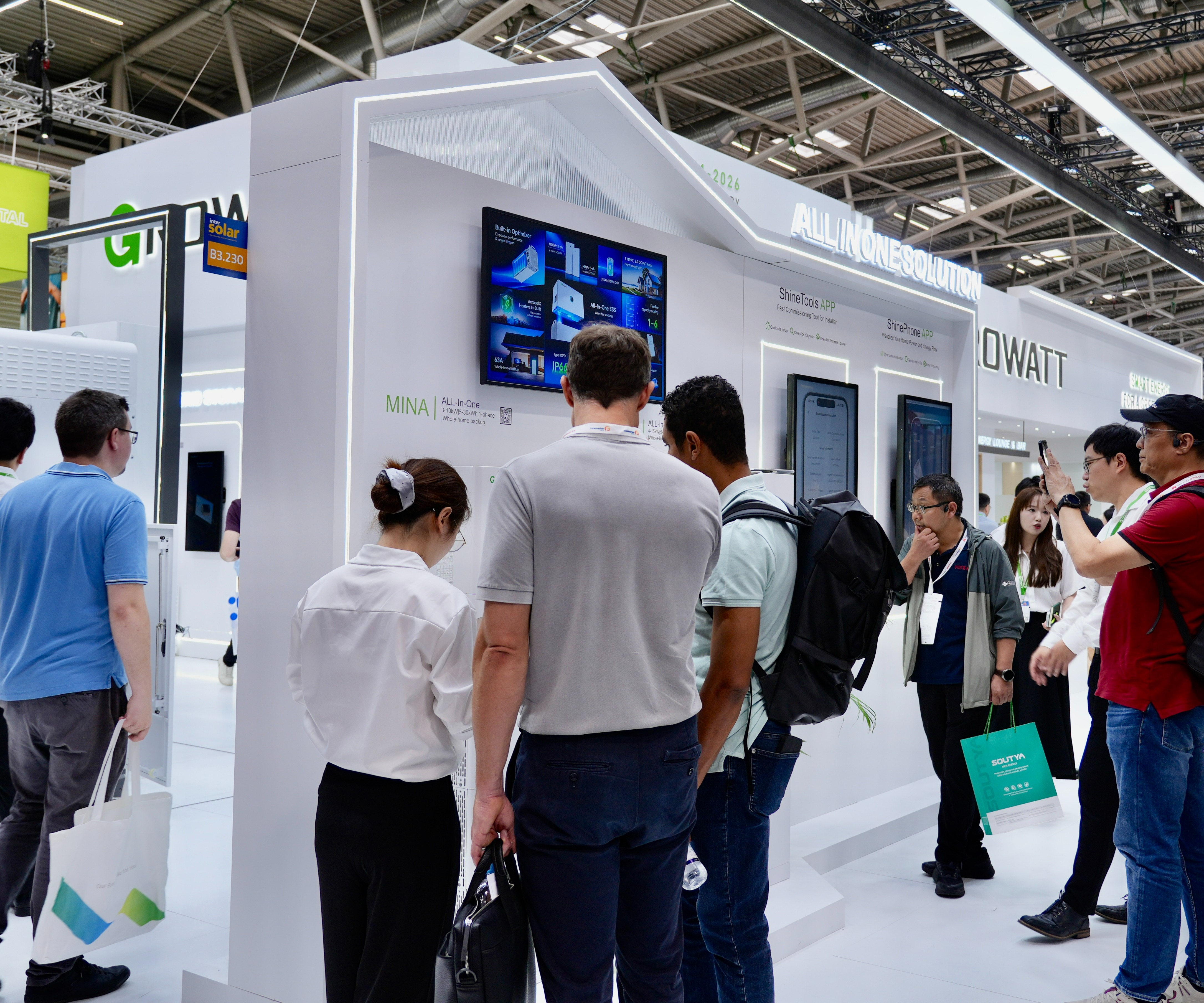 Growatt impulsa la integración solar y el almacenamiento de energía en The smarter E Europe 2026 con el lanzamiento de MINA, MODA y RISE