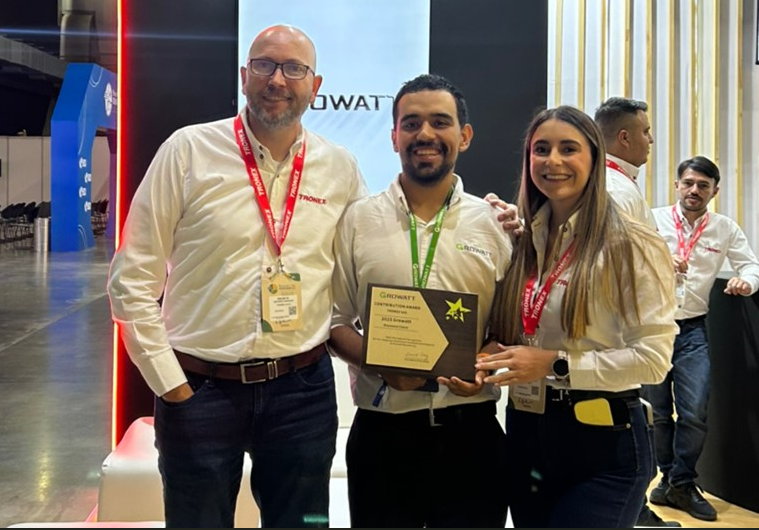 Growatt reconoce a sus mejores distribuidores de Colombia en Renovables LATAM 2026