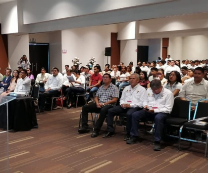 Innovación y almacenamiento con Growatt en el 6º Congreso Internacional de Energía, Gas y Petróleo